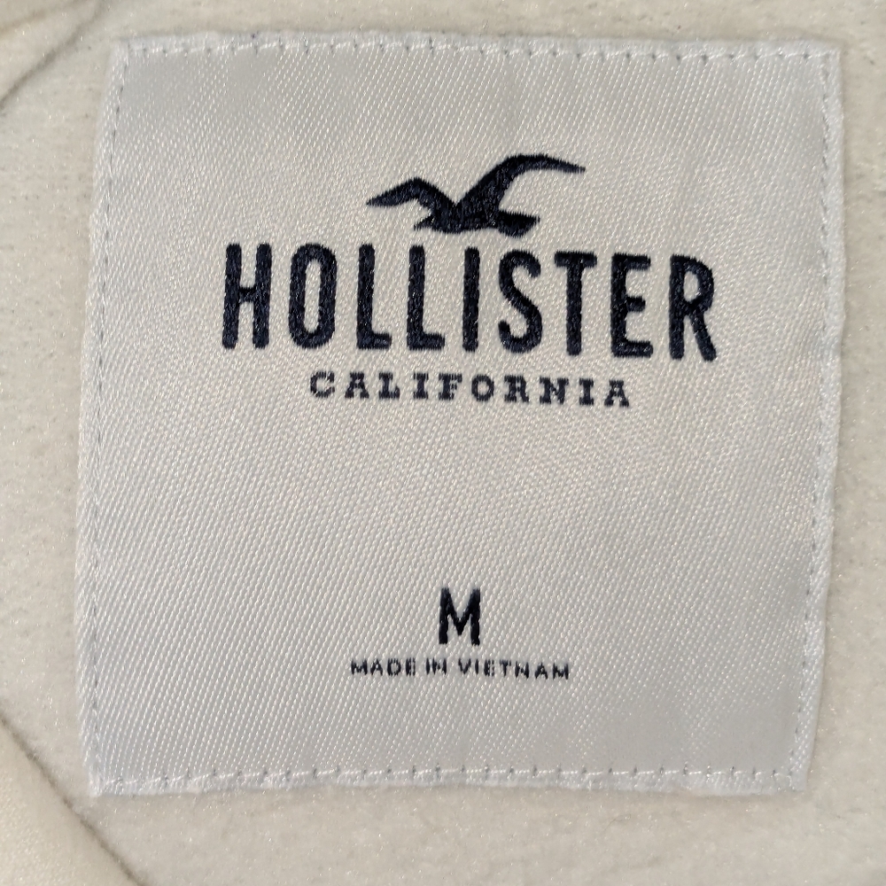 Hollister Women's Cream Colored Hoodie Size Medium NWOT!